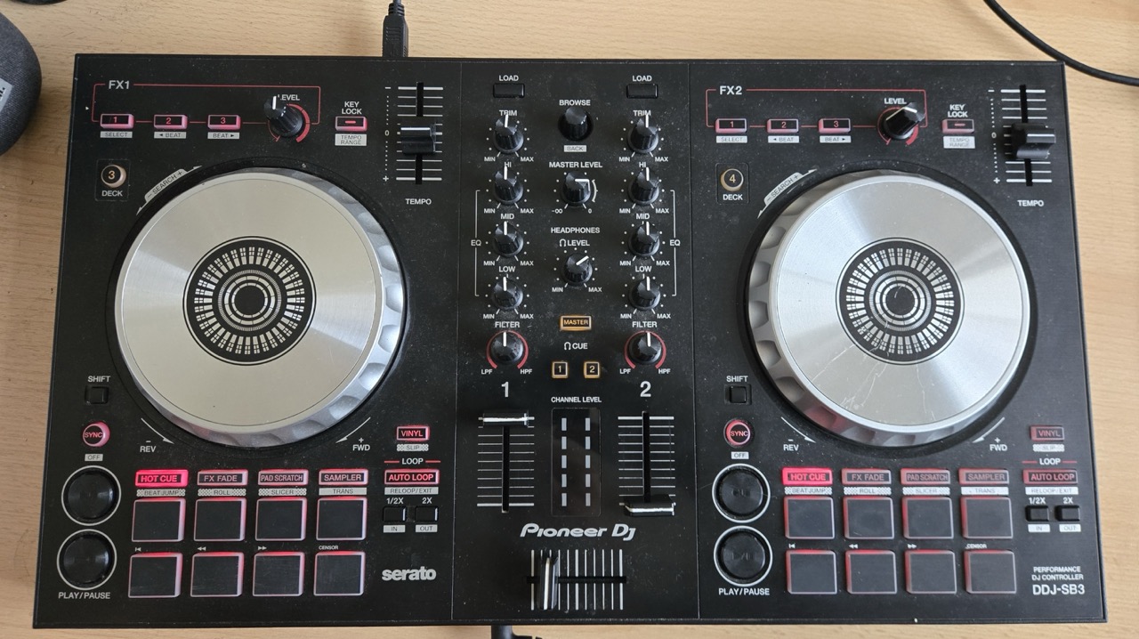 VirtualDJ - Pioneer DDJ-SB3 on a new Macbook - no Lights on buttons or pads, image size:1280x718